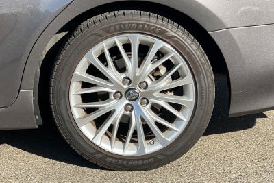 2018 Toyota Camry Hybrid XLE