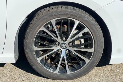 2019 Toyota Camry Hybrid SE
