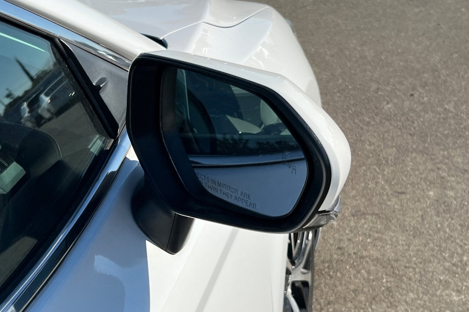 2019 Toyota Camry Hybrid SE