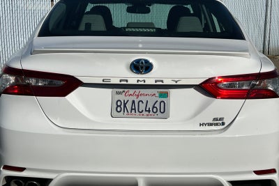 2019 Toyota Camry Hybrid SE