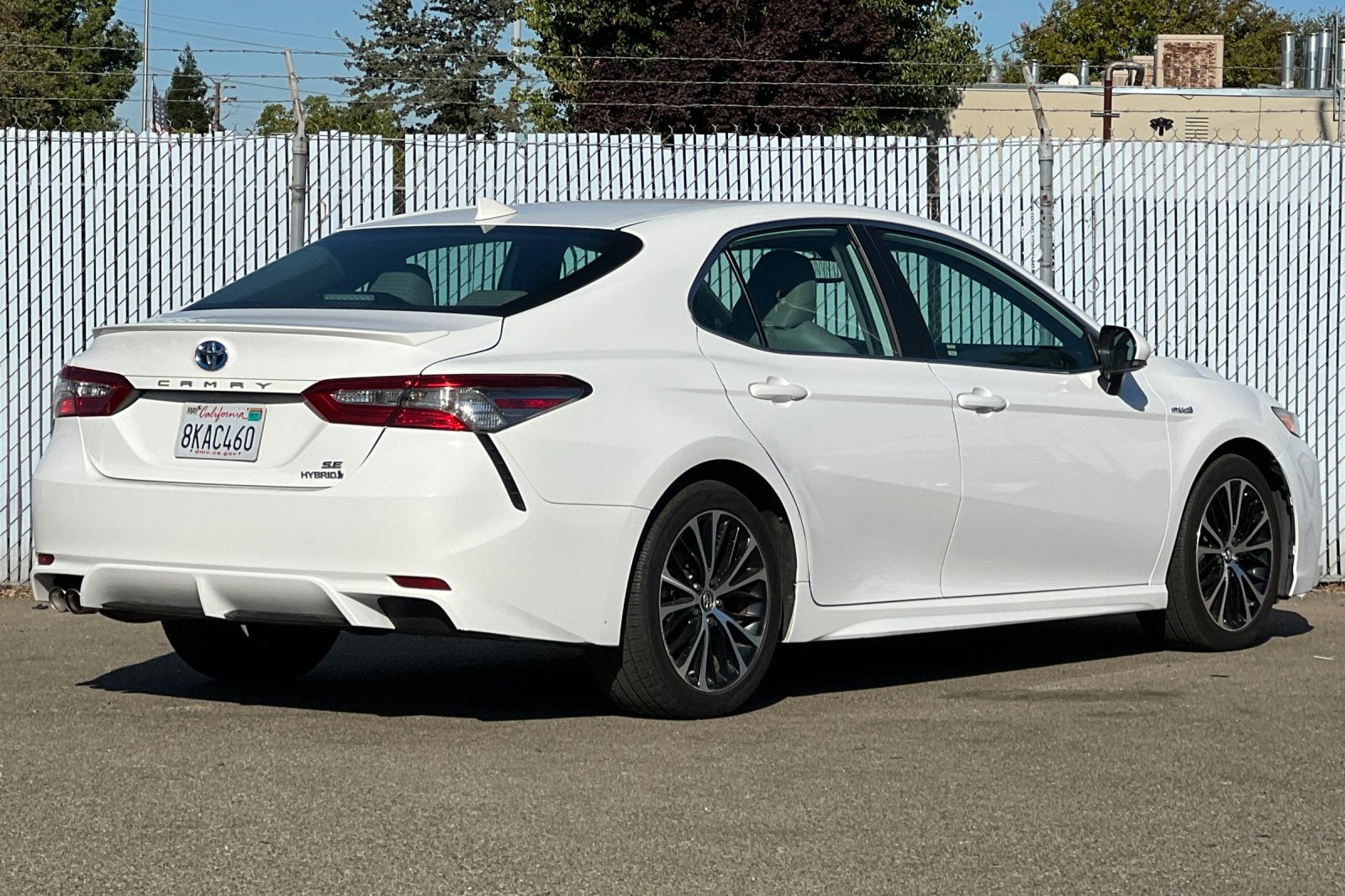 2019 Toyota Camry Hybrid SE