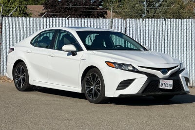 2019 Toyota Camry Hybrid SE