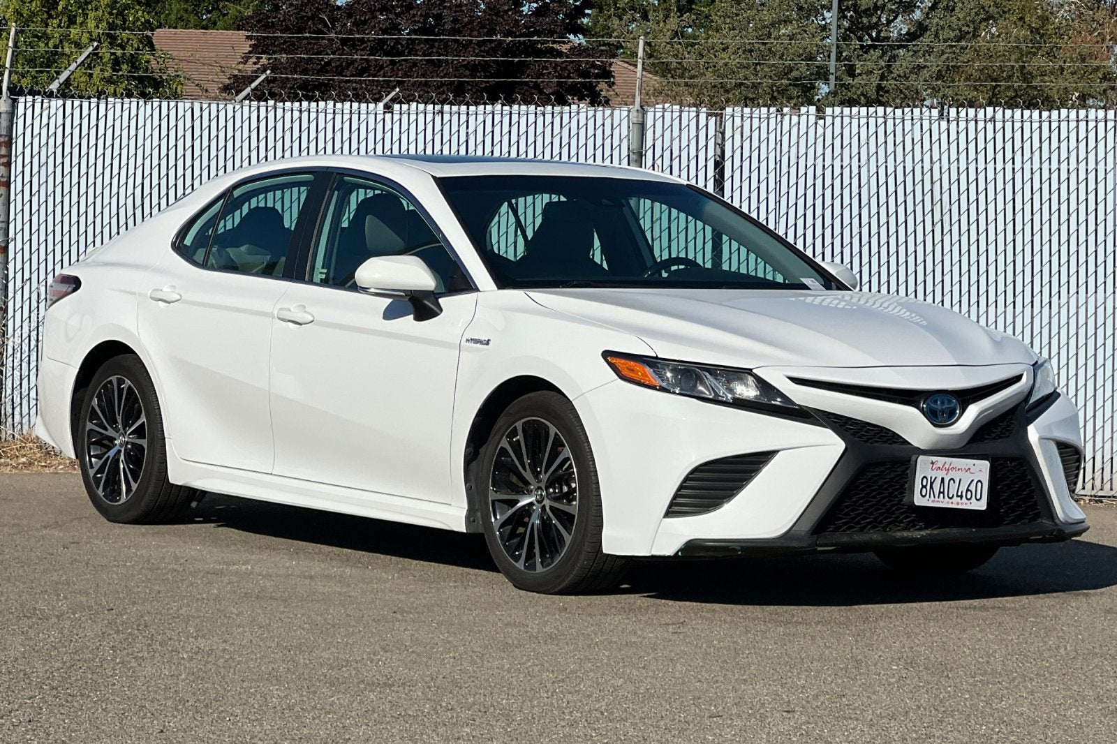 2019 Toyota Camry Hybrid SE