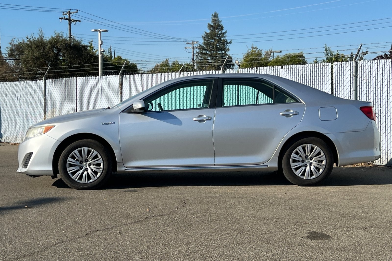 2013 Toyota Camry Hybrid LE