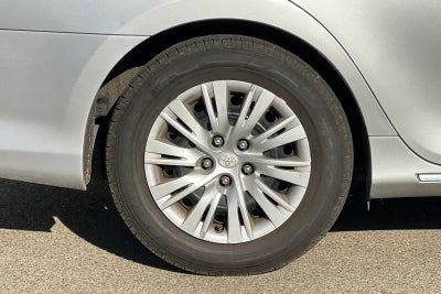 2013 Toyota Camry Hybrid LE