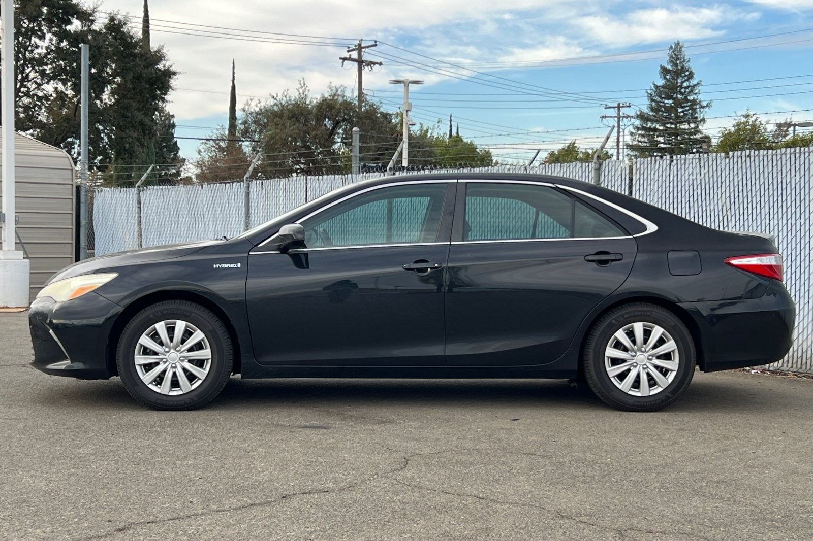 2015 Toyota Camry Hybrid LE