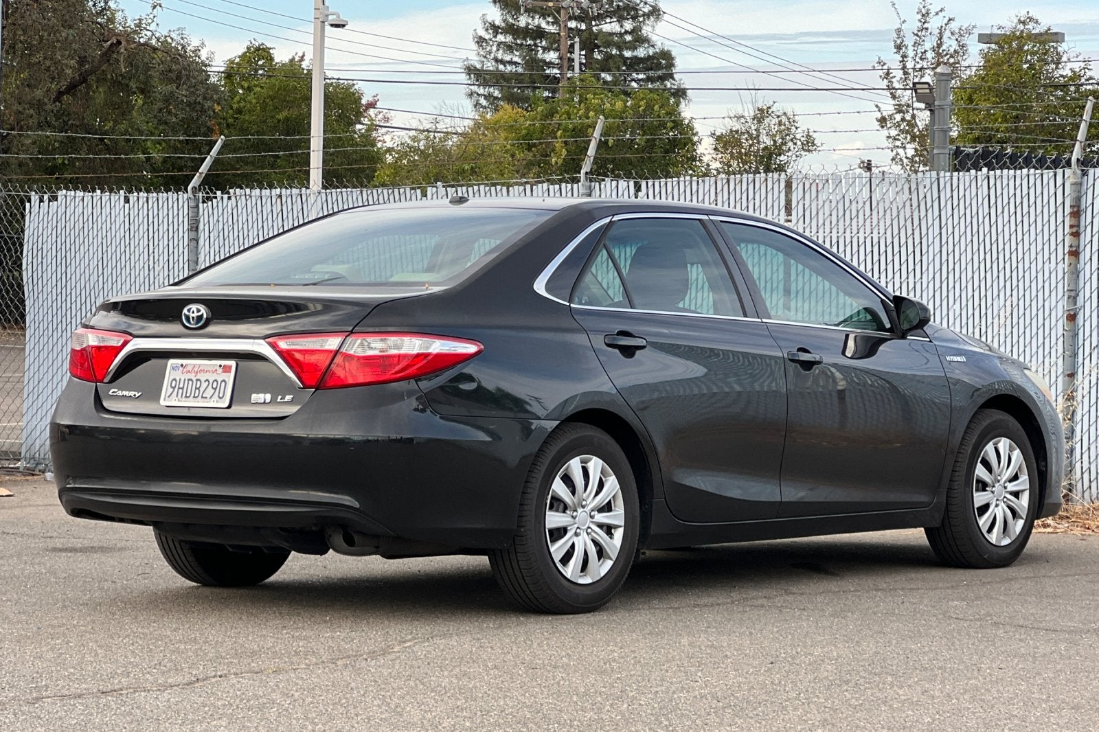 2015 Toyota Camry Hybrid LE