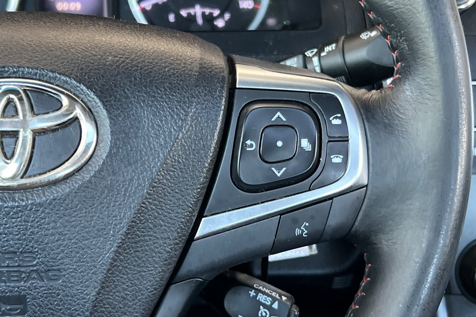 2015 Toyota Camry Hybrid SE