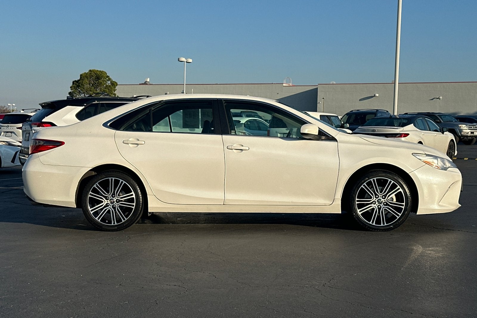 2016 Toyota Camry SE