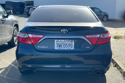 2017 Toyota Camry SE