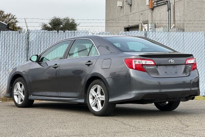 2014 Toyota Camry SE