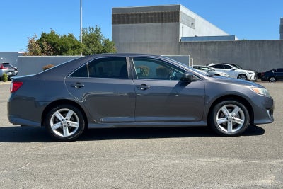 2014 Toyota Camry SE