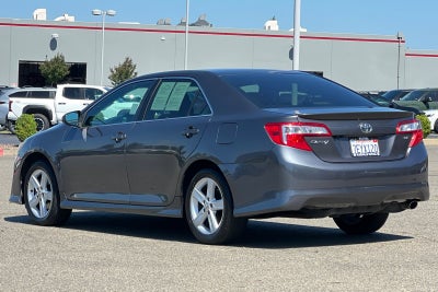 2014 Toyota Camry SE