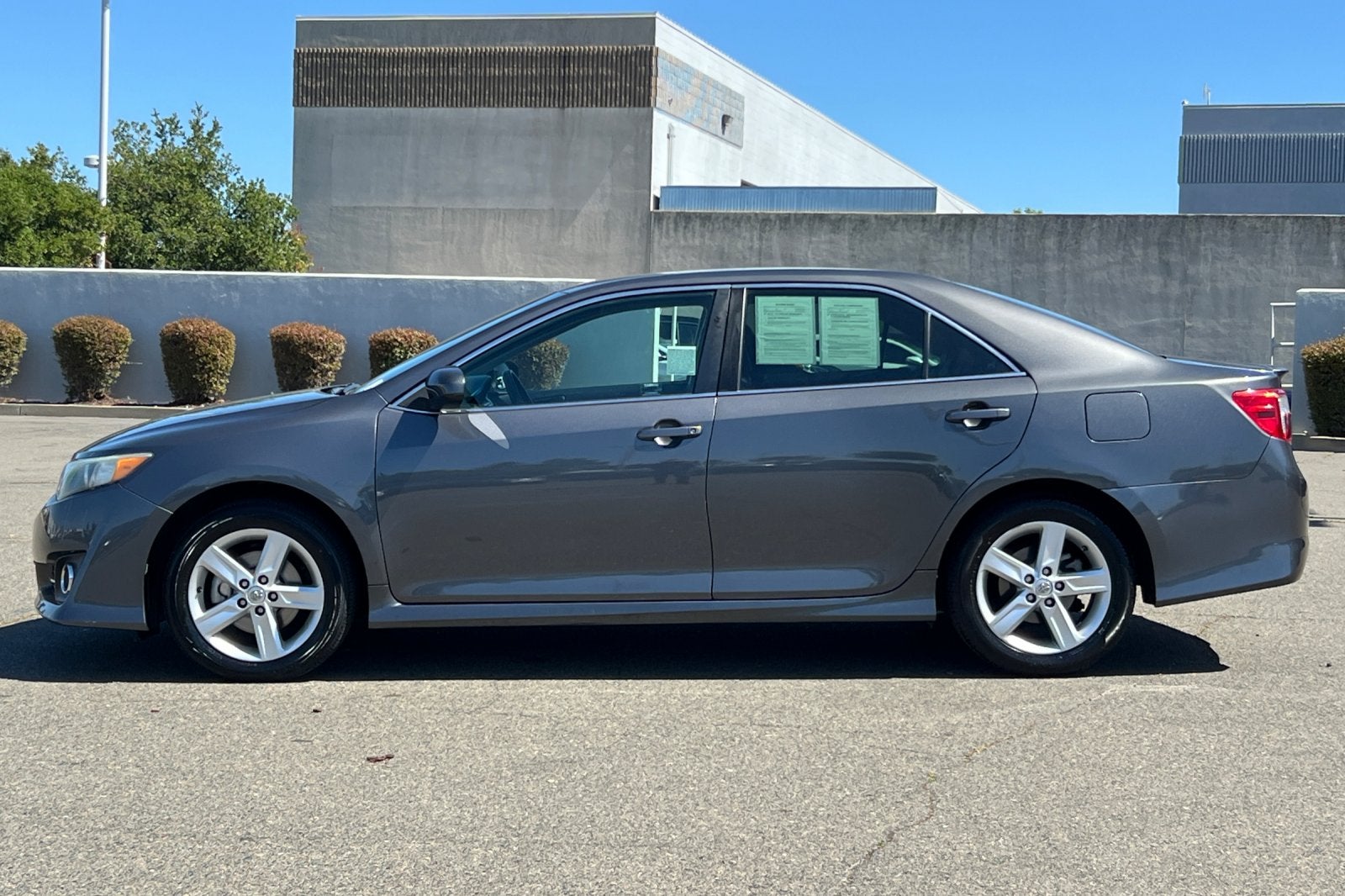 2014 Toyota Camry SE