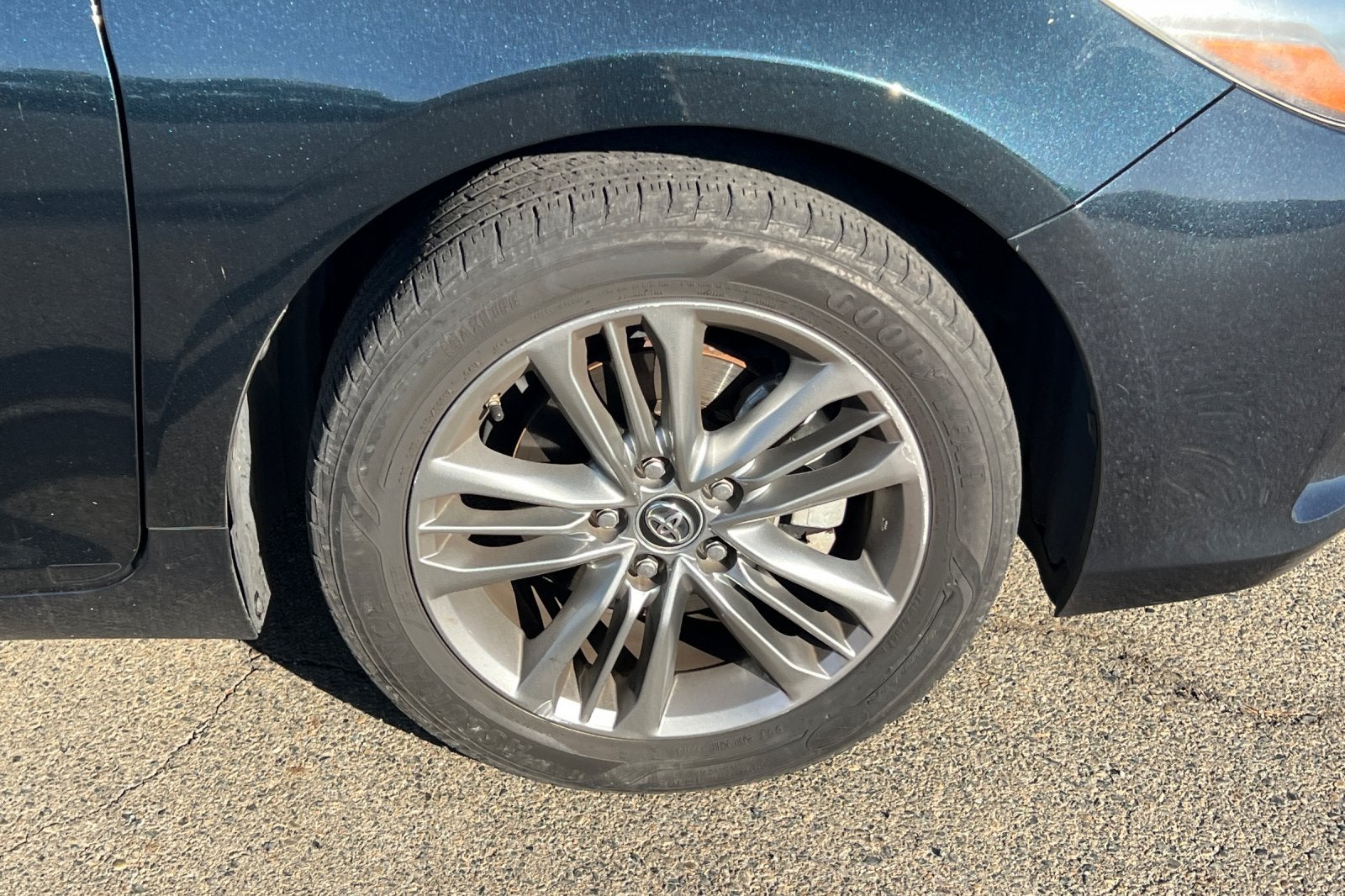 2016 Toyota Camry SE