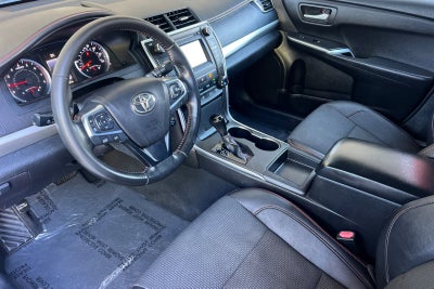 2016 Toyota Camry SE