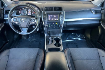 2016 Toyota Camry SE