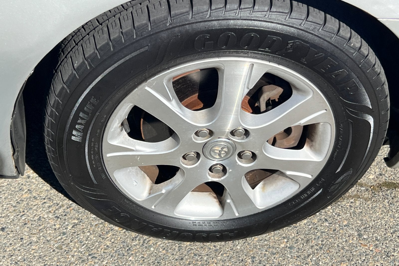 2005 Toyota Camry XLE