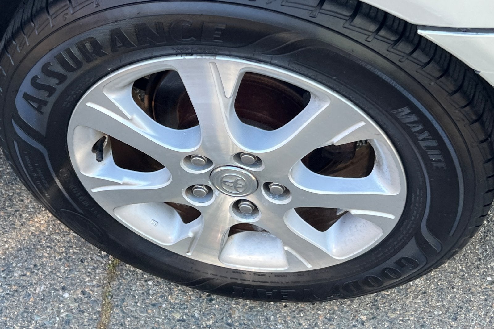 2005 Toyota Camry XLE