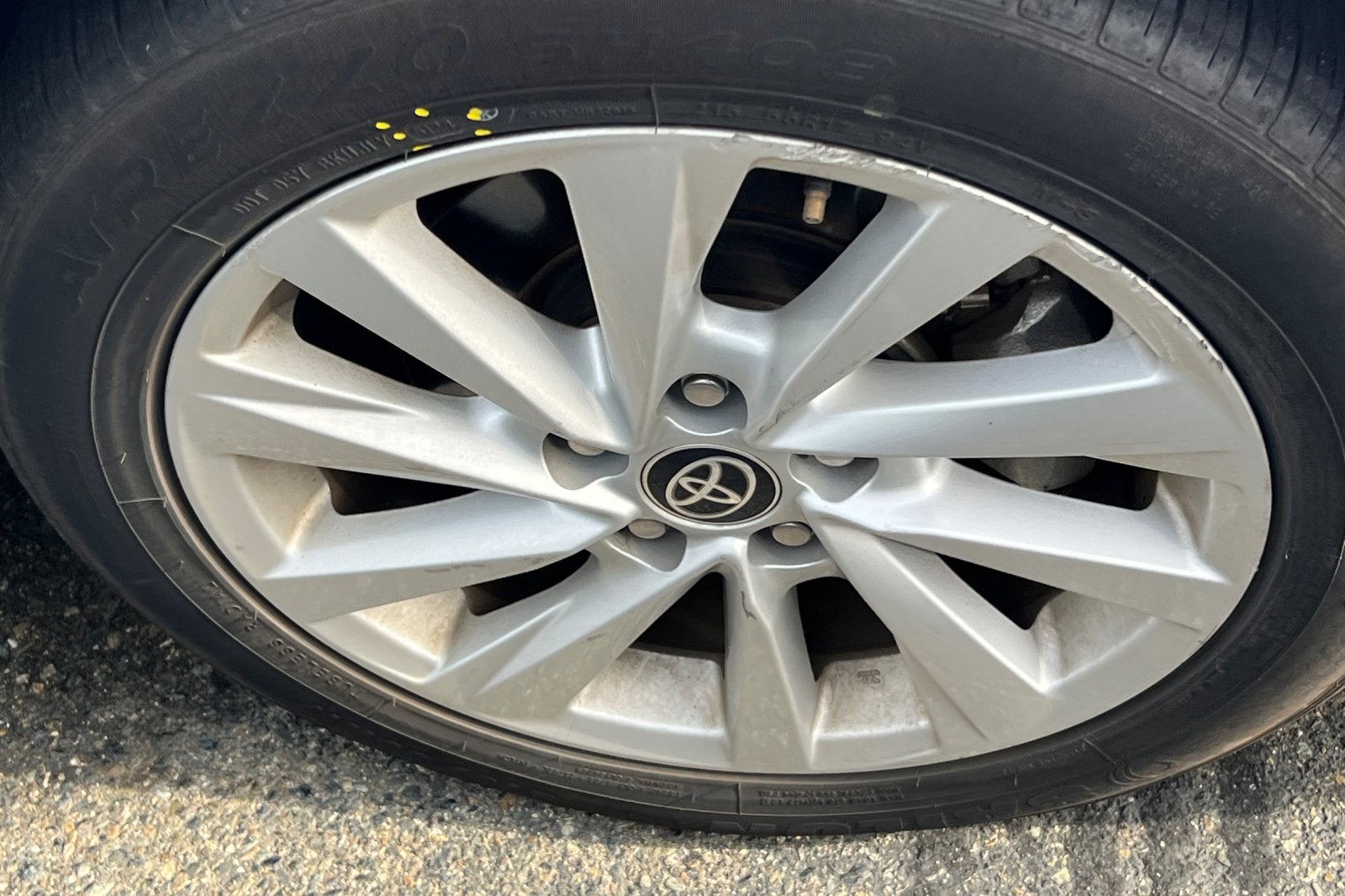 2024 Toyota Camry LE