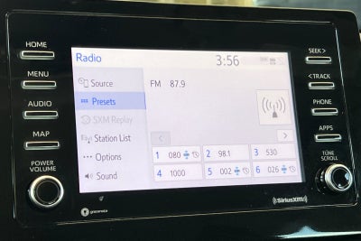 2022 Toyota Camry Hybrid LE