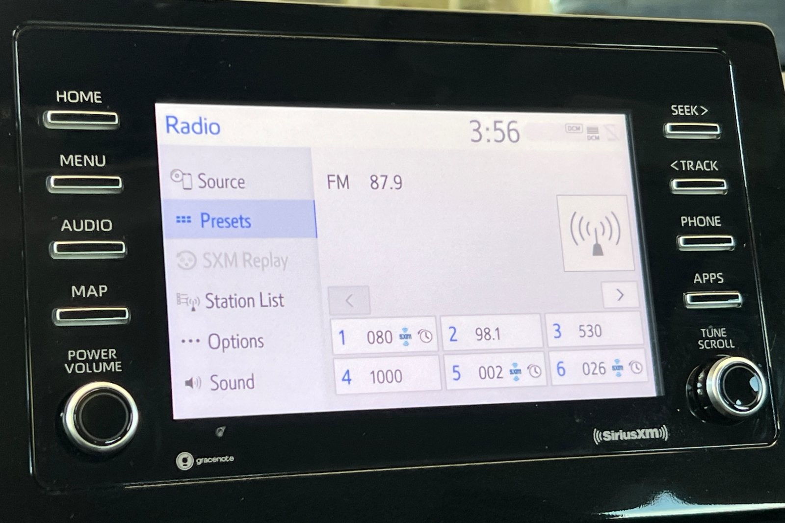 2022 Toyota Camry Hybrid LE