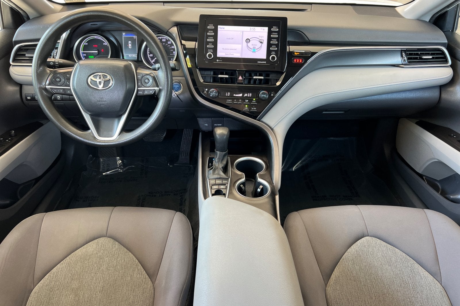 2022 Toyota Camry Hybrid LE
