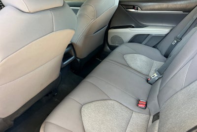2022 Toyota Camry Hybrid LE