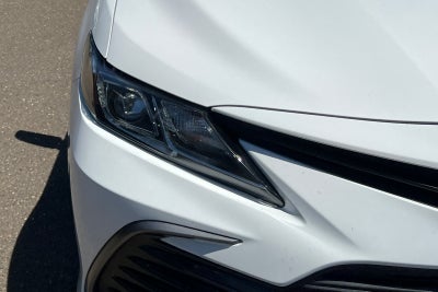 2022 Toyota Camry Hybrid LE