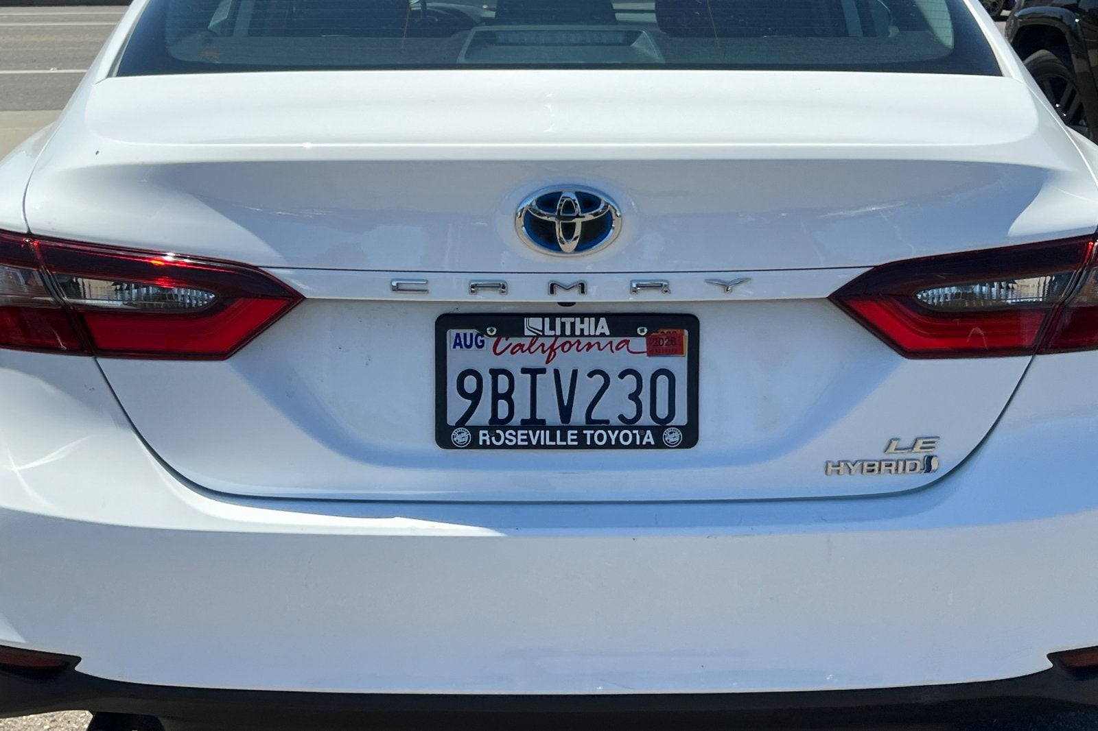 2022 Toyota Camry Hybrid LE