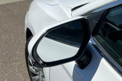 2022 Toyota Camry Hybrid LE