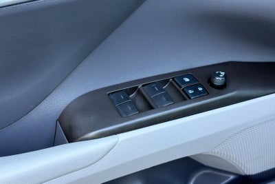 2022 Toyota Camry Hybrid LE