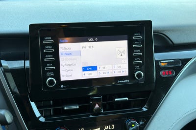 2022 Toyota Camry Hybrid LE