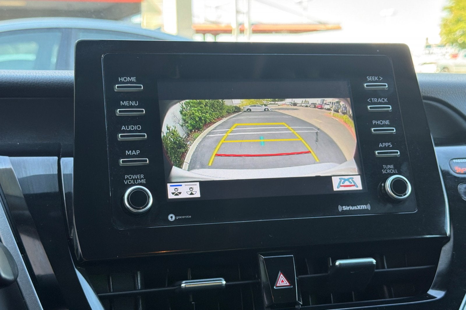 2022 Toyota Camry Hybrid LE