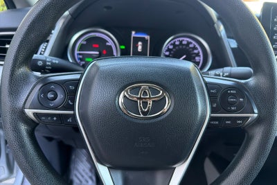 2022 Toyota Camry Hybrid LE
