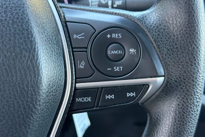 2022 Toyota Camry Hybrid LE