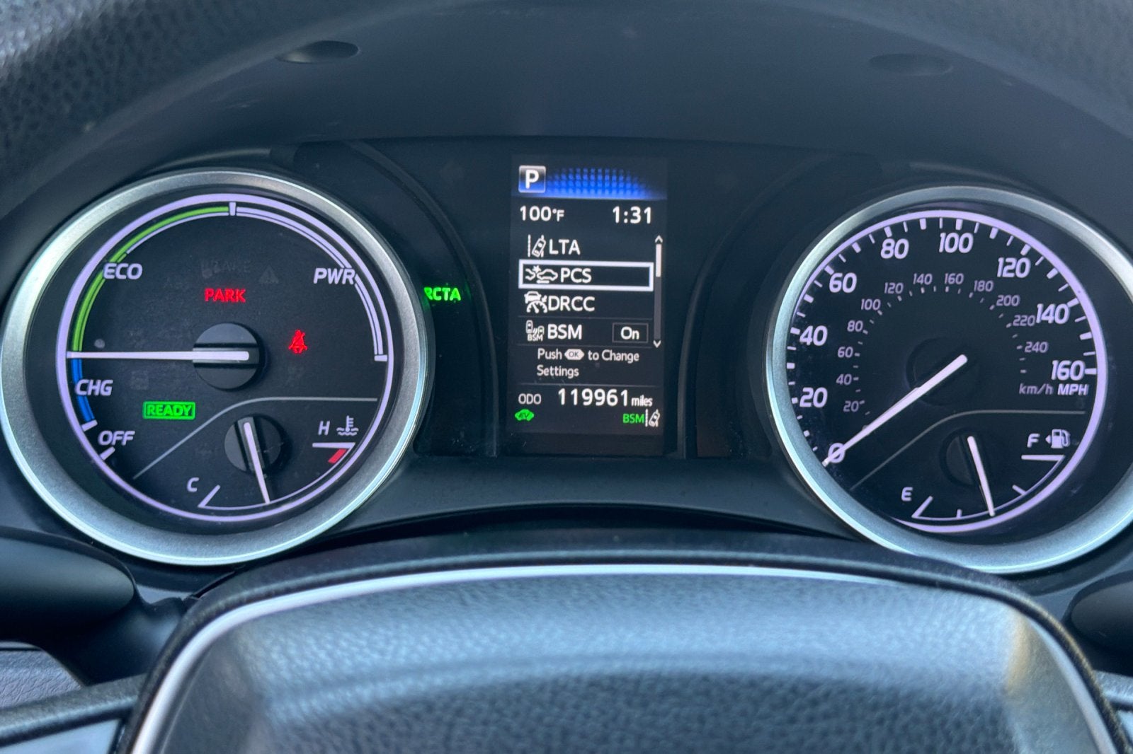2022 Toyota Camry Hybrid LE