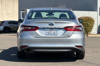 2022 Toyota Camry Hybrid LE