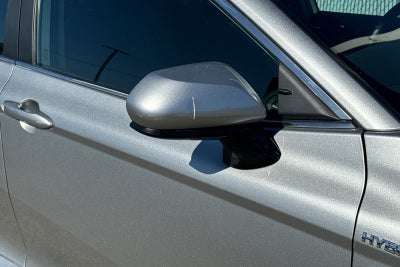 2020 Toyota Camry Hybrid LE