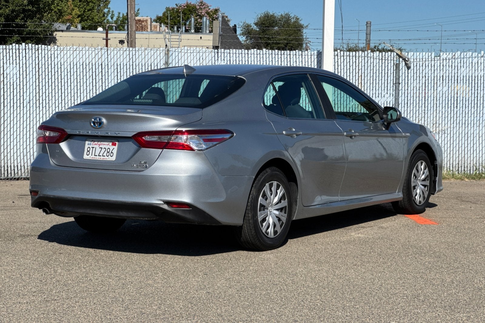 2020 Toyota Camry Hybrid LE