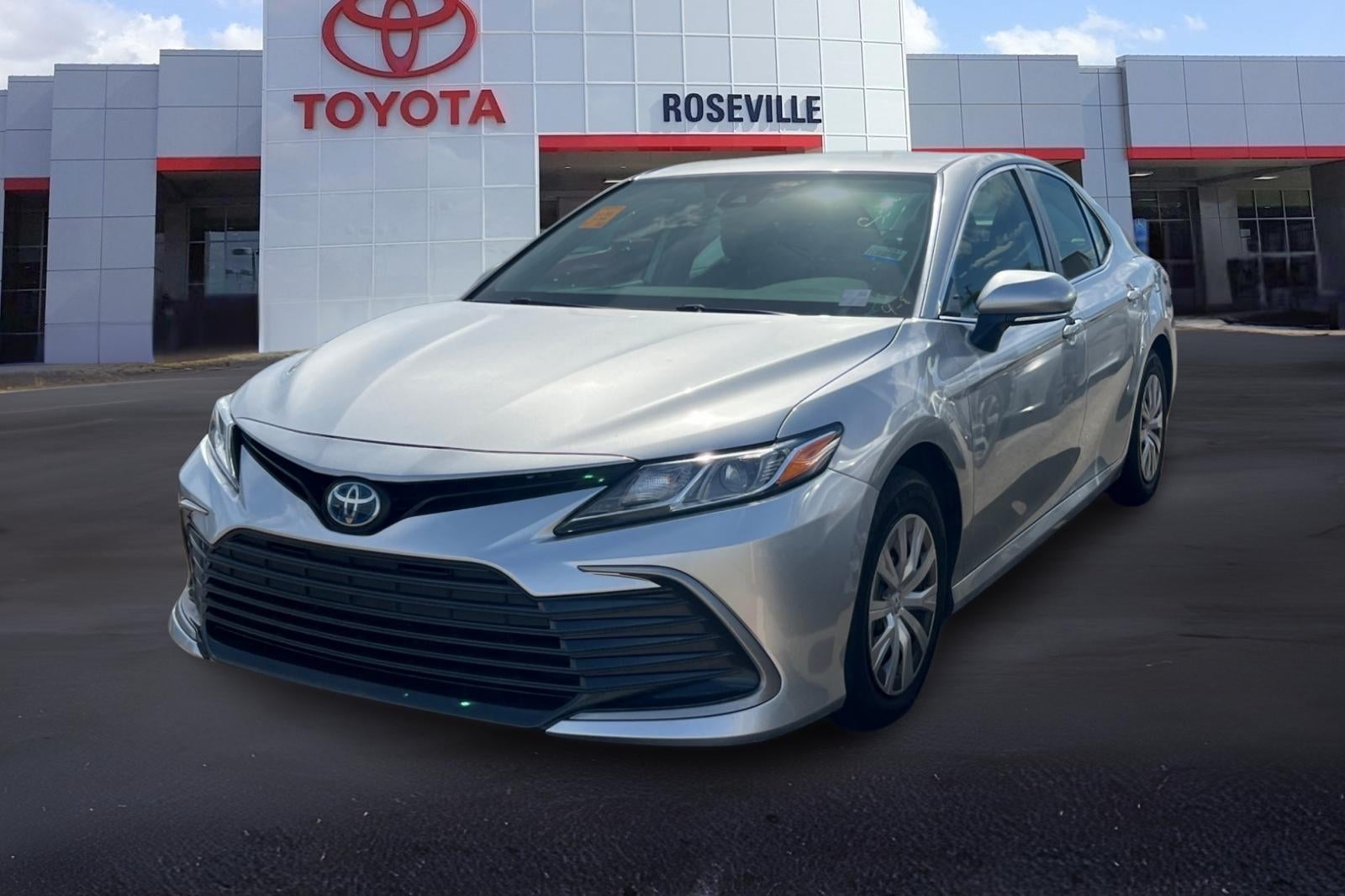 2023 Toyota Camry Hybrid LE