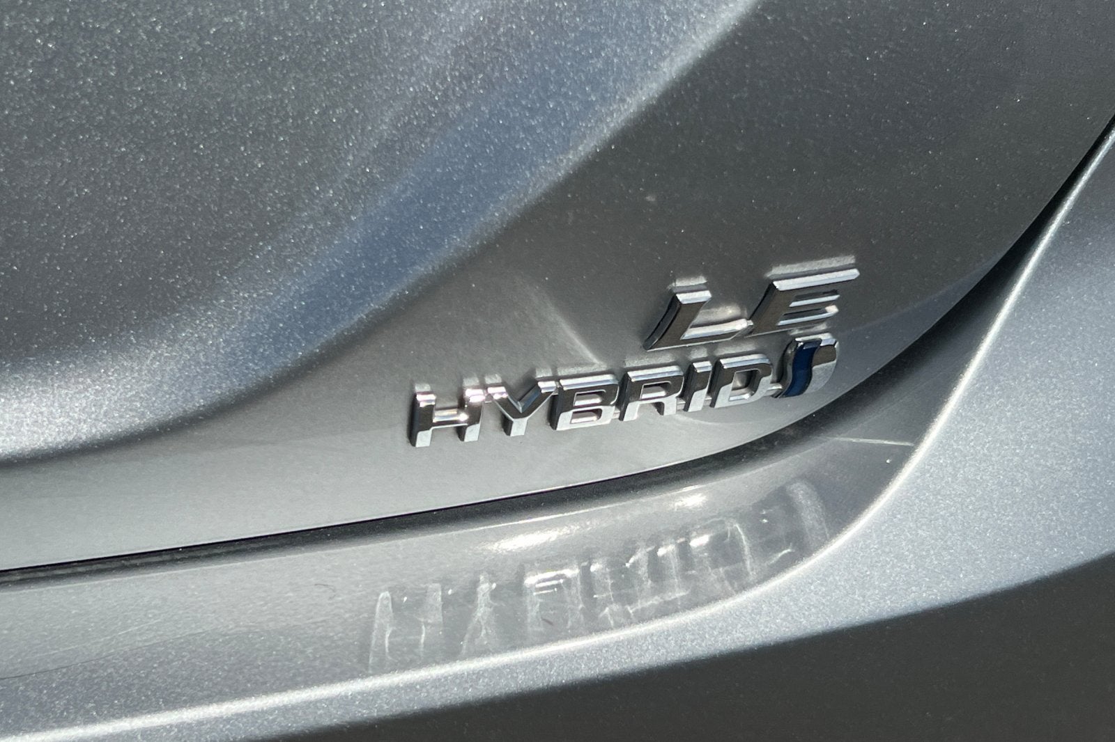 2023 Toyota Camry Hybrid LE