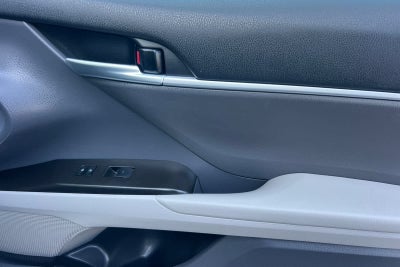 2023 Toyota Camry Hybrid LE