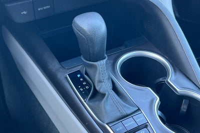 2023 Toyota Camry Hybrid LE