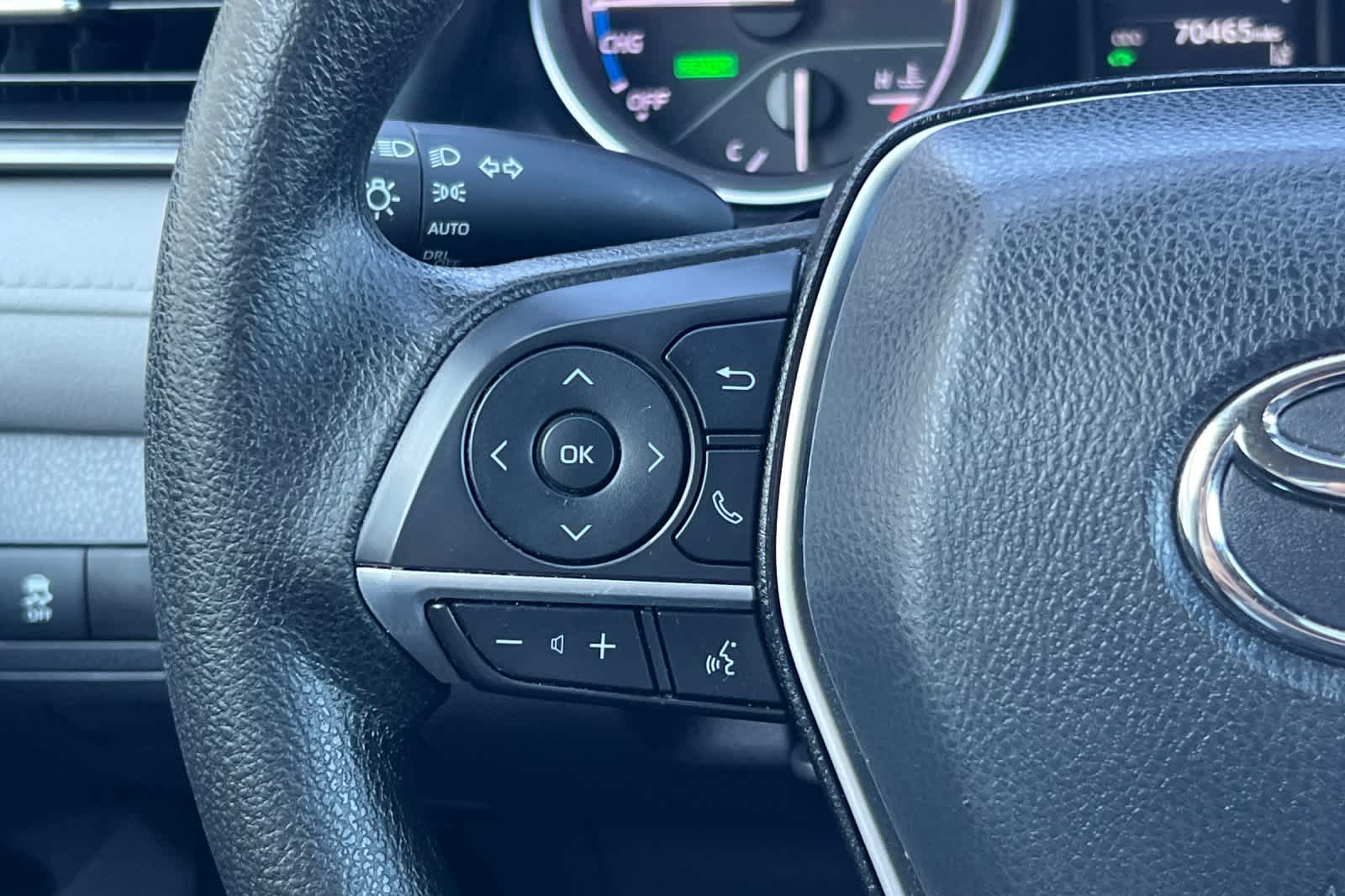 2023 Toyota Camry Hybrid LE