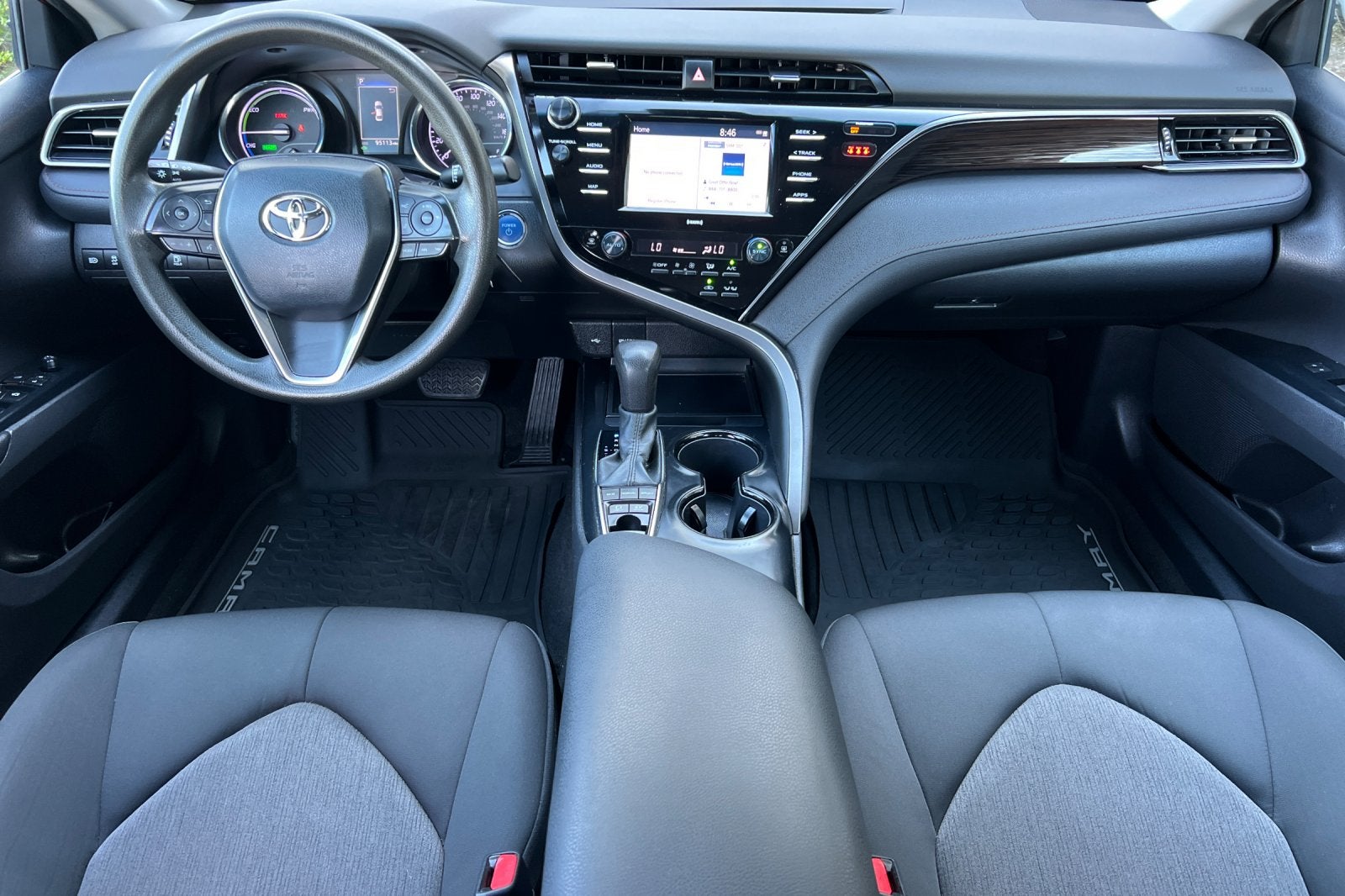 2020 Toyota Camry Hybrid LE