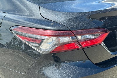 2021 Toyota Camry Hybrid LE