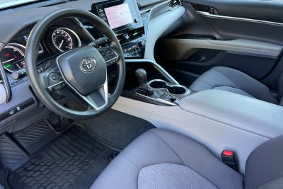 2023 Toyota Camry Hybrid LE