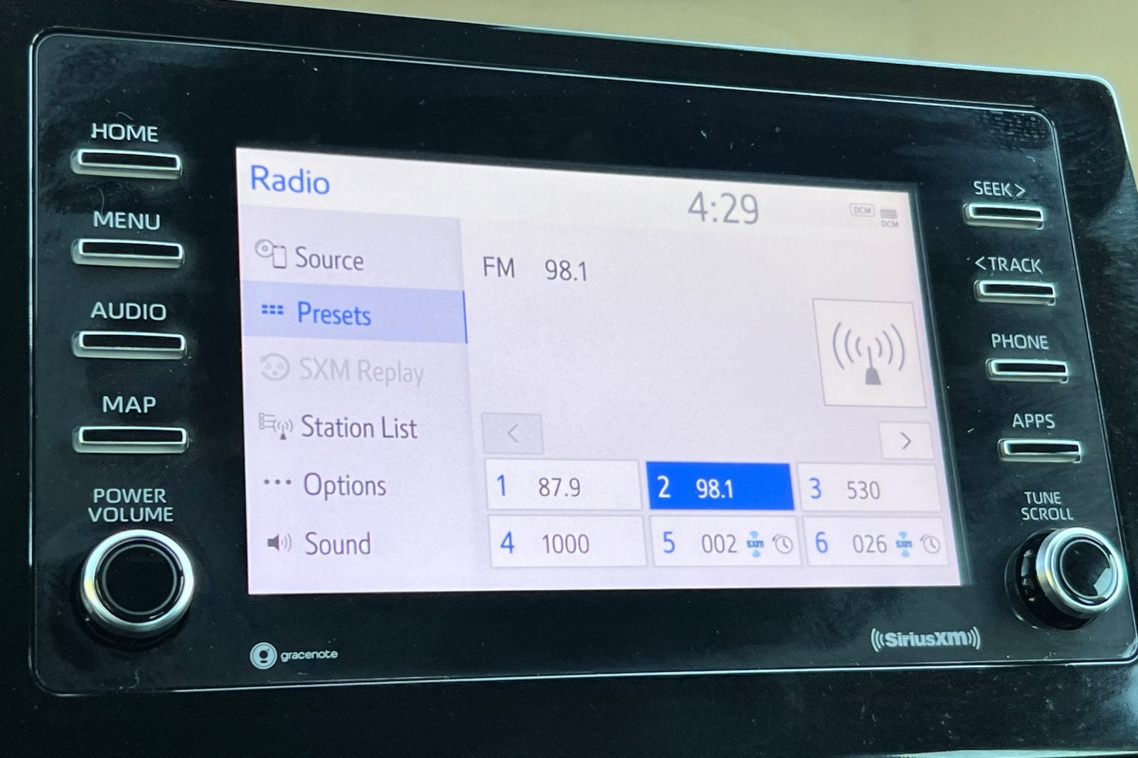2023 Toyota Camry Hybrid LE