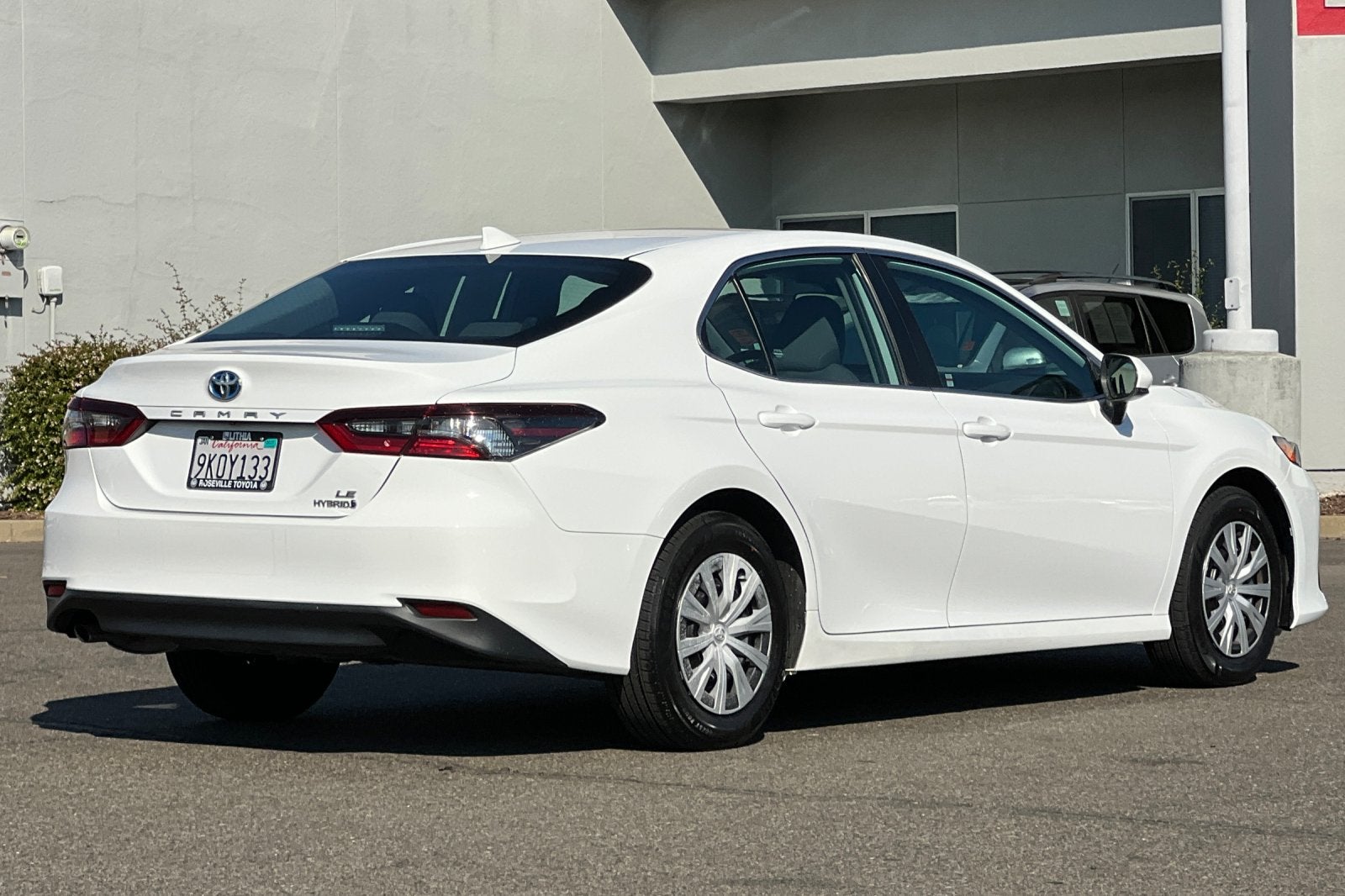 2023 Toyota Camry Hybrid LE